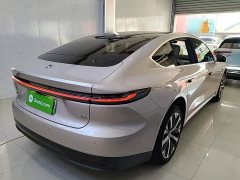 NIO ET7 75kWh Executive - ფოტო 7