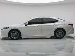Toyota Camry Hybrid 2.0L HGVP Luxury - ფოტო 2