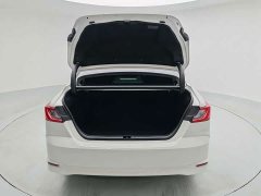 Toyota Camry Hybrid 2.0L HGVP Luxury - ფოტო 5
