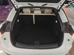 Li Auto i6 Four-Wheel Drive Standard Edition - ფოტო 19
