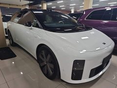 Li Auto i6 Four-Wheel Drive Standard Edition - ფოტო 4