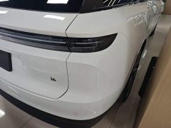 Li Auto i6 Four-Wheel Drive Standard Edition - ფოტო 8