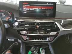 BMW 5 Series Facelift 525Li M Sport Package - ფოტო 13