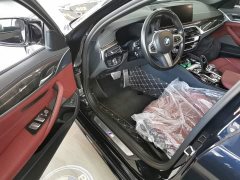 BMW 5 Series Facelift 525Li M Sport Package - ფოტო 16