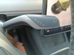 Tesla Model Y Long Range All-Wheel Drive - ფოტო 14