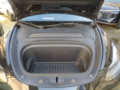 Tesla Model Y Long Range All-Wheel Drive - ფოტო 20