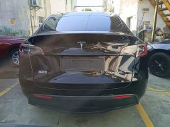 Tesla Model Y Long Range All-Wheel Drive - ფოტო 6