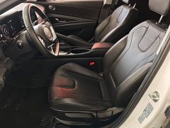 Hyundai Elantra 1.5L CVT GLX Elite - ფოტო 11