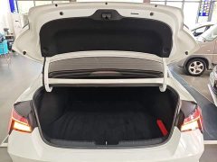 Hyundai Elantra 1.5L CVT GLX Elite - ფოტო 15
