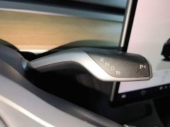 Tesla Model 3 Rear-Wheel Drive - ფოტო 14
