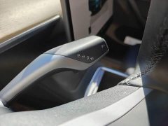 Tesla Model Y Rear-Wheel Drive - ფოტო 14