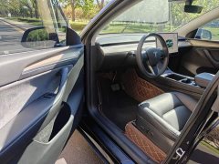 Tesla Model Y Rear-Wheel Drive - ფოტო 16