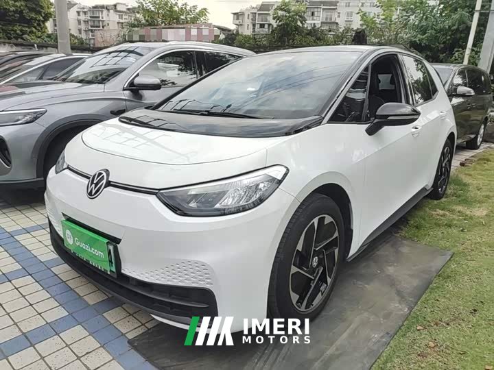 Volkswagen ID.3 Outstanding Edition - ავტომობილი ჩინეთიდან