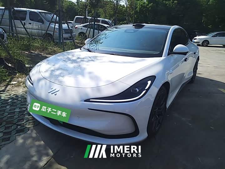 IM Motors Zhiji L6 2024 Max Standard Edition - ავტომობილი ჩინეთიდან
