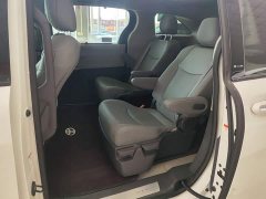 Toyota Grevias 2023 2.5L Hybrid Premium Plus Edition - ფოტო 17