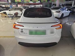Tesla Model 3 Rear-Wheel Drive - ფოტო 4