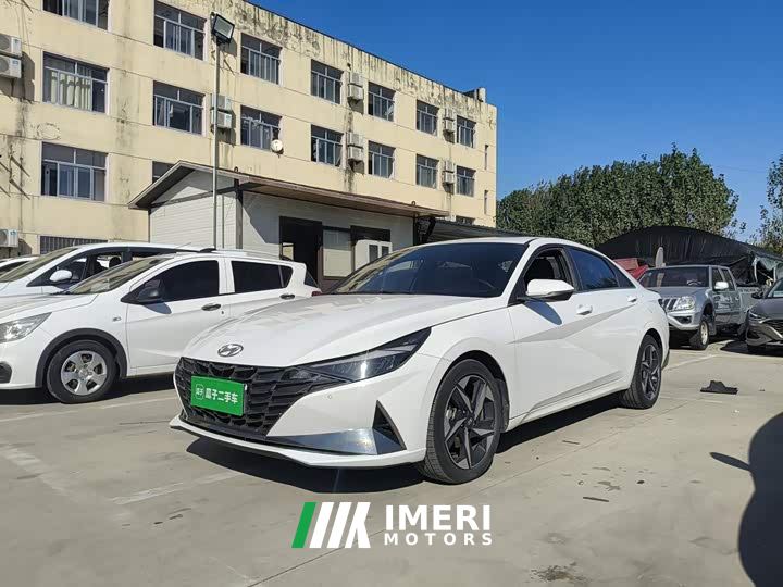 Hyundai Elantra 240TGDi DCT GLX Elite