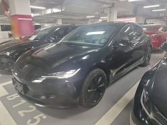 Tesla Model 3 Rear-Wheel Drive - ფოტო 1