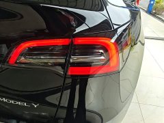 Tesla Model Y 2022 Facelift Rear-Wheel Drive - ფოტო 8