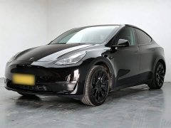 Tesla Model Y Long Range All-Wheel Drive - ფოტო 19