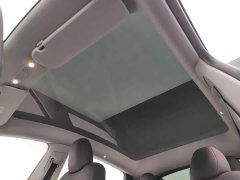 Tesla Model Y Long Range All-Wheel Drive - ფოტო 8