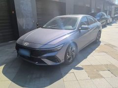 Hyundai Elantra 2023 1.5L CVT Luxury - ფოტო 2