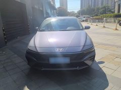 Hyundai Elantra 2023 1.5L CVT Luxury - ფოტო 3