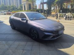 Hyundai Elantra 2023 1.5L CVT Luxury - ფოტო 4