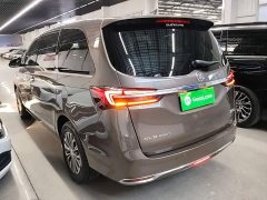 Buick GL8 Land Business Class 652T Luxury - ფოტო 5