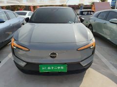 Volvo EX30 2025 Rear-Wheel Drive Extended Range Ultra - ფოტო 3