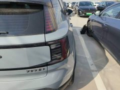 Volvo EX30 2025 Rear-Wheel Drive Extended Range Ultra - ფოტო 8