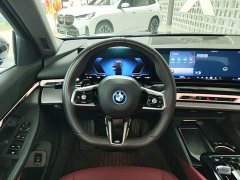 BMW i5 2025 eDrive 35L M Sport Package - ფოტო 4