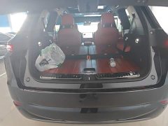 Li Auto L9 2024 Ultra - ფოტო 19