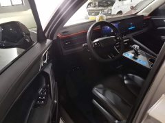 SAIC MG RX5 New Energy eRX5 Super Hybrid Premium Edition - ფოტო 16