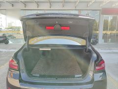 BMW 5 Series 530Li Premier M Sport Package - ფოტო 19