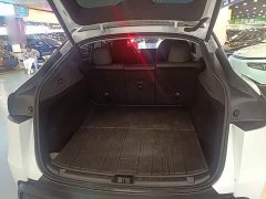 Tesla Model Y Rear-Wheel Drive - ფოტო 19