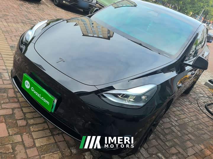 Tesla Model Y Facelift Rear-Wheel Drive