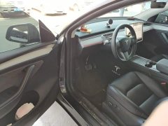 Tesla Model Y Rear-Wheel Drive - ფოტო 16