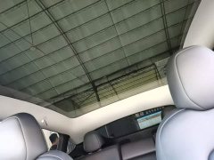 Tesla Model Y Rear-Wheel Drive - ფოტო 18