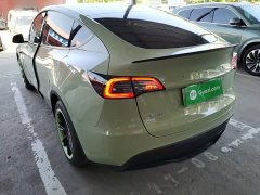 Tesla Model Y Rear-Wheel Drive - ფოტო 5