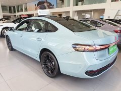 Volkswagen Passat Pro 380TSI Starry Sky Dragon Premium Edition - ფოტო 3