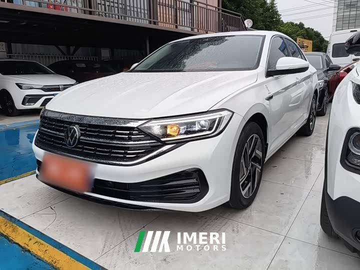 Volkswagen Sagitar 300TSI DSG Excellence Edition - ავტომობილი ჩინეთიდან