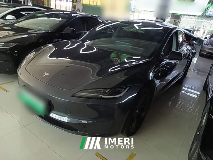 Tesla Model 3 Rear-Wheel Drive