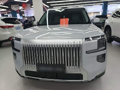 Zeekr Geely Zeekr 9X 2025 Hyper Edition 70kWh Six-Seater - ფოტო 3