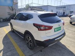 Nissan Qashqai 2.0L CVT Luxury - ფოტო 5