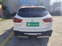 Nissan Qashqai 2.0L CVT Luxury - ფოტო 6