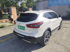 Nissan Qashqai 2.0L CVT Luxury - ფოტო 7