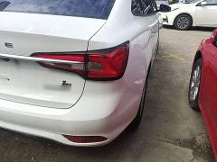 SAIC MG i5 2020 1.5L Automatic 4G Connected Premium Edition - ფოტო 8