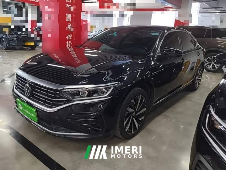 Volkswagen Passat Facelift 330TSI Luxury - ავტომობილი ჩინეთიდან