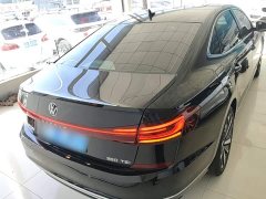 Volkswagen Passat Outstanding Edition 380TSI Dragon Ascendant Version - ფოტო 6